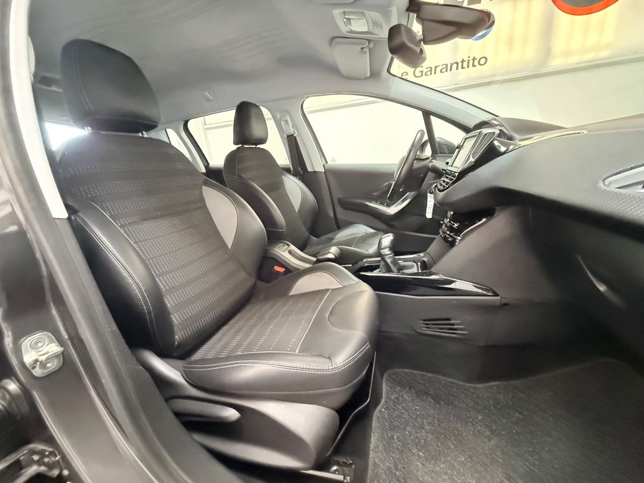 Peugeot 2008 1.6 BHDi 100CV Allure 02/2017 NEOPATENTATI EURO 6B