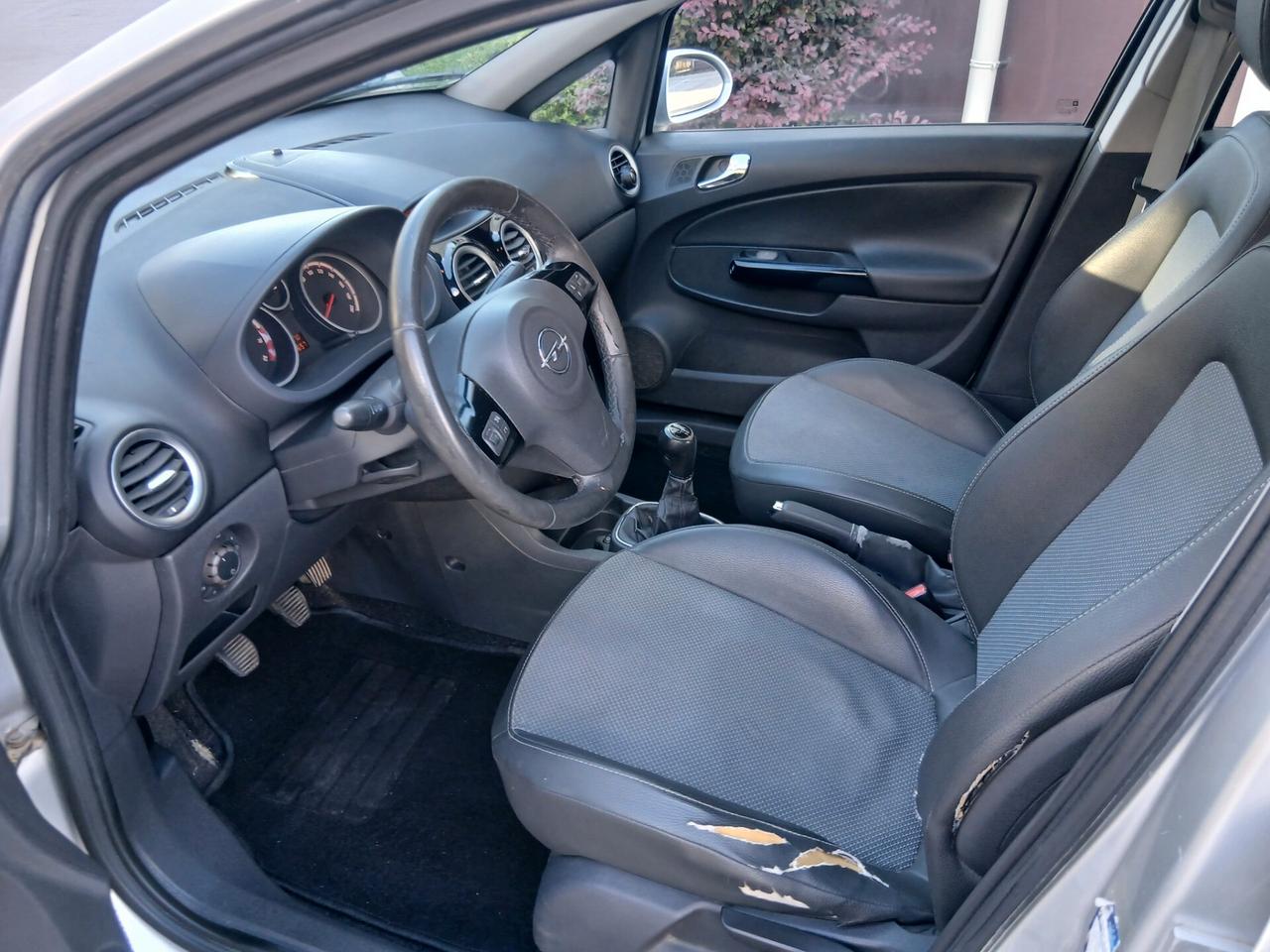 Opel Corsa 1.0 12V 5 porte Enjoy OK per neo patentati