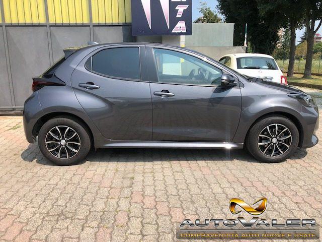 TOYOTA Yaris Comfort Cv.125, 1.5-l-VVT-i CVT