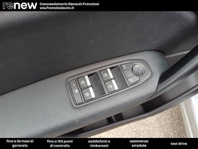 RENAULT Captur E-TECH Hybrid 145 FAST TRACK 2023