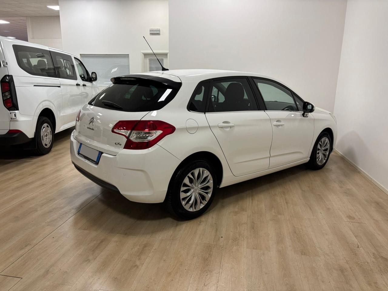 Citroen C4 1.4 VTi 95