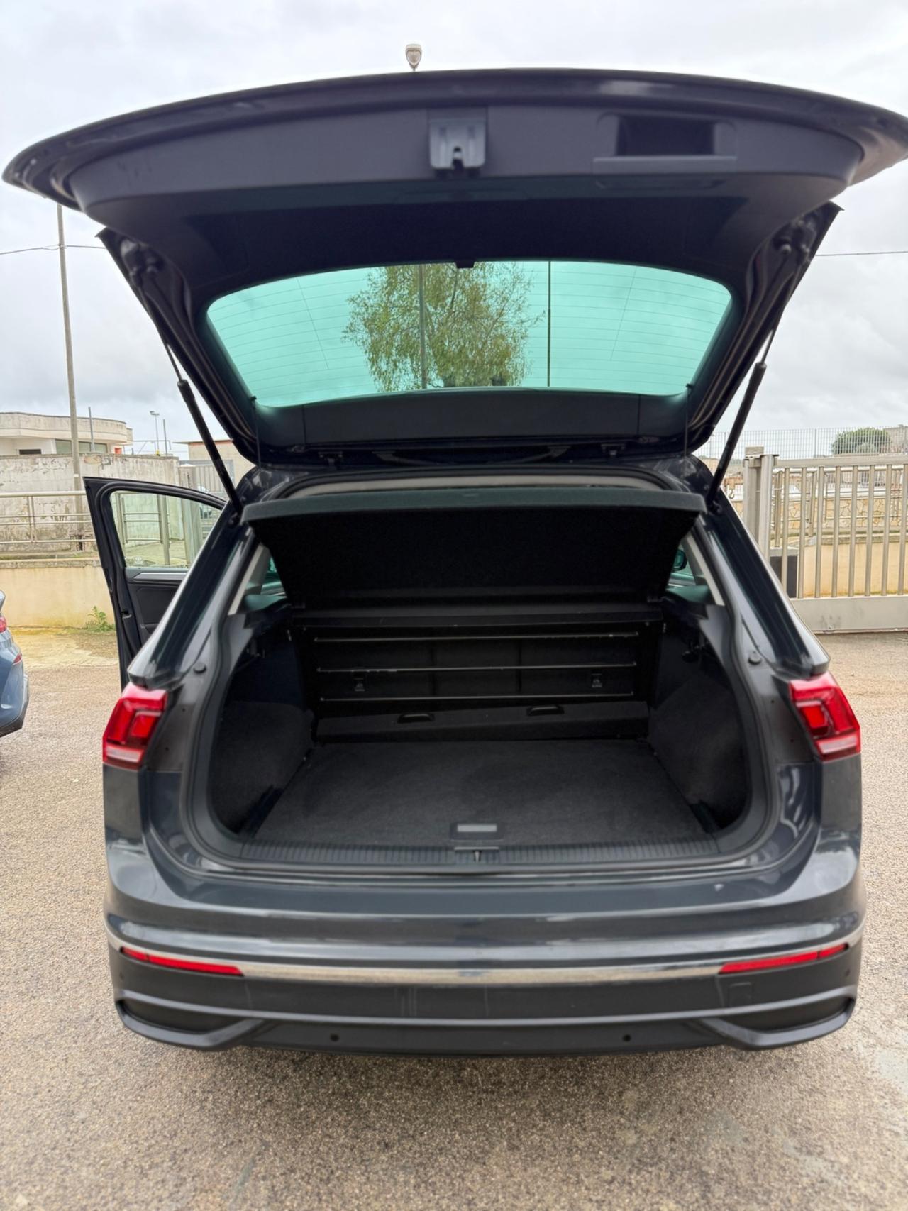 Volkswagen Tiguan 2.0 TDI SCR Life