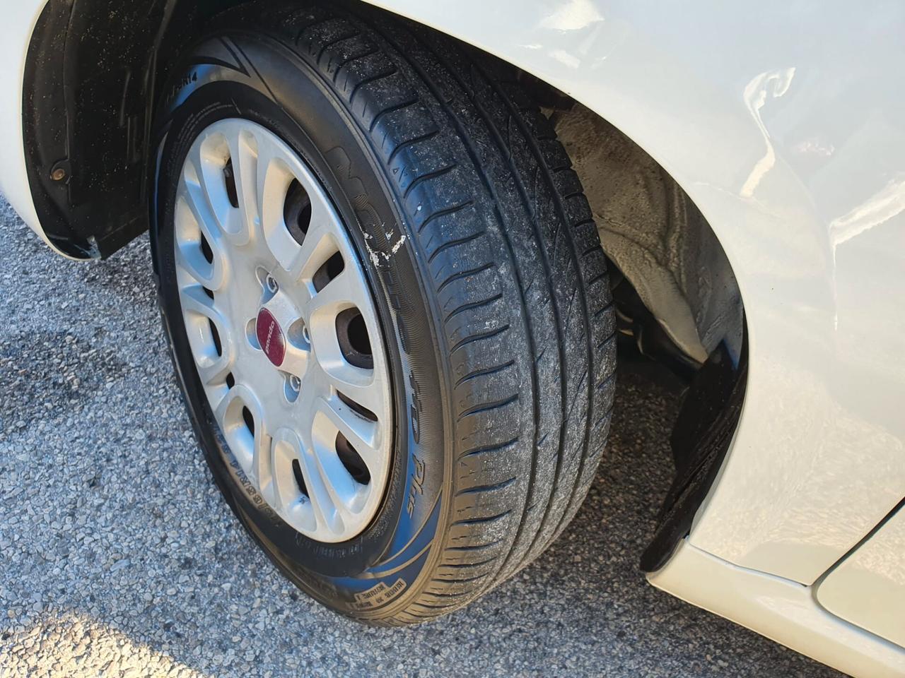 Fiat Panda 1.2 EasyPower GPL/CAR PLAY/RETROCAMERA