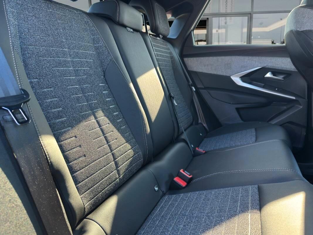 Peugeot 3008 1.2 hybrid Allure 145cv AUTOMATICA E TELECAM 360