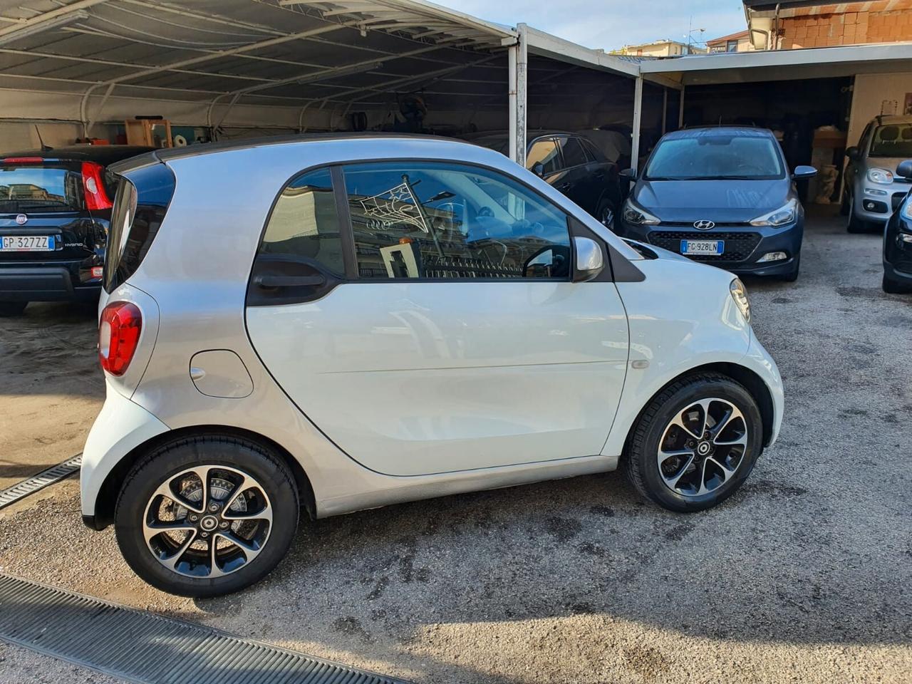 Smart ForTwo 1.0 71cvAUTOMATICA/LED/TETTO