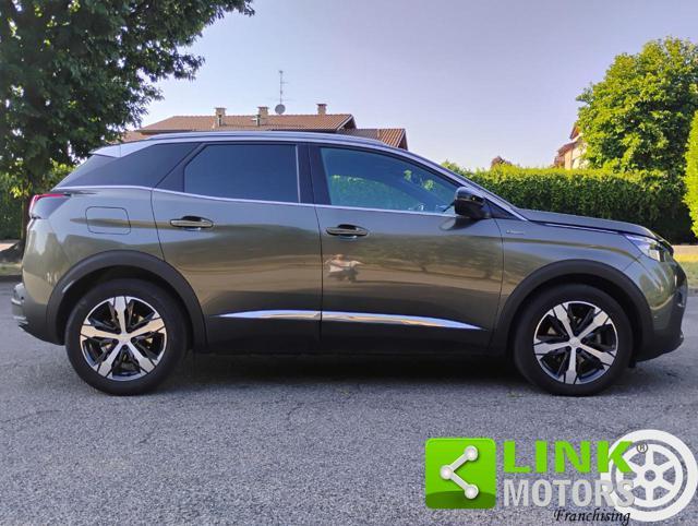 PEUGEOT 3008 BlueHDi 130 S&S Allure