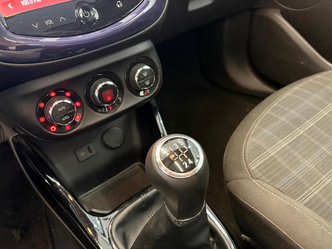 Opel Adam 1.2 70 CV Glam