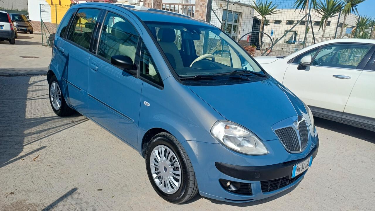 Lancia MUSA 1.3 Multijet 16V Oro