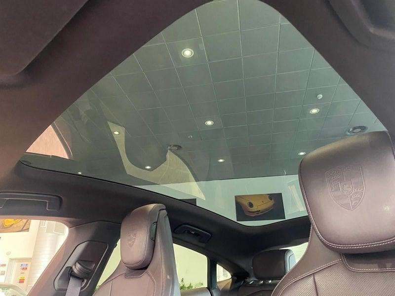 Porsche Taycan Taycan Performance Battery Plus - IVA Esposta