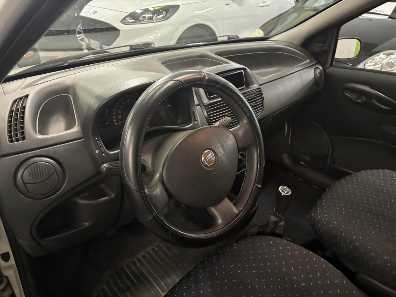 FIAT PUNTO 1.3 Multijet AUTOCARRO