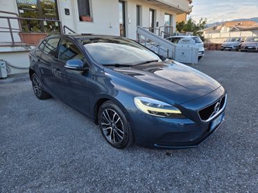 Volvo V40 D2 Momentum