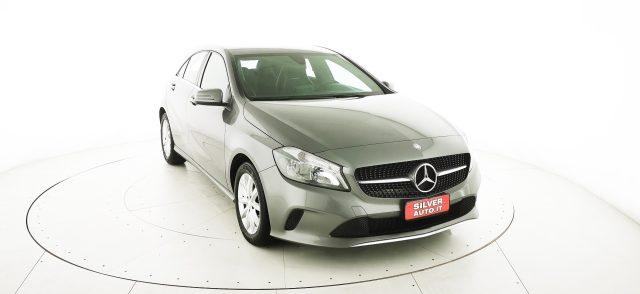 MERCEDES-BENZ A 220 d Automatic Business