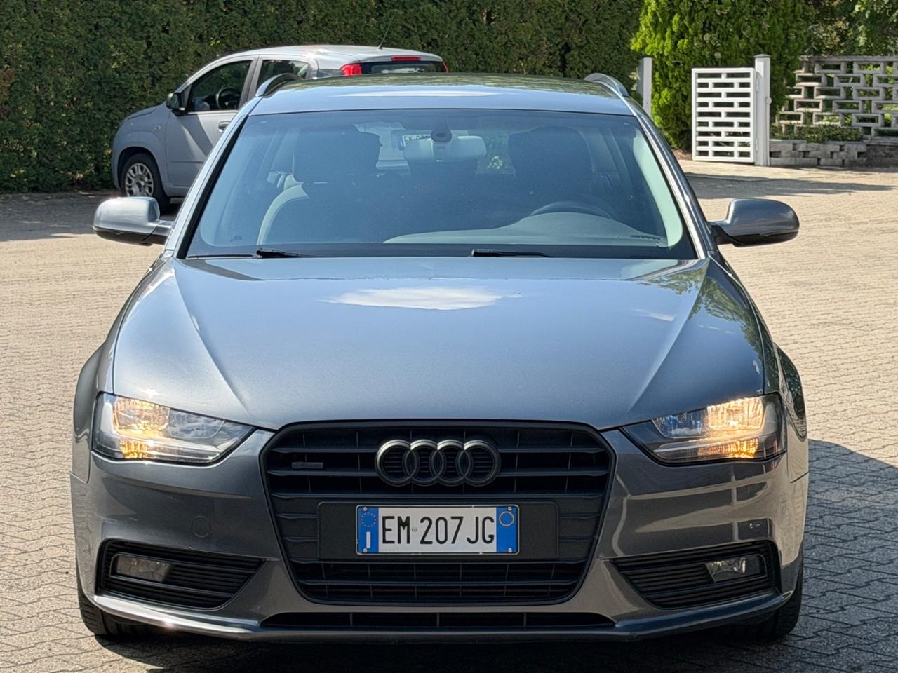 Audi A4 2.0 TDI 177 CV mult. Ambiente