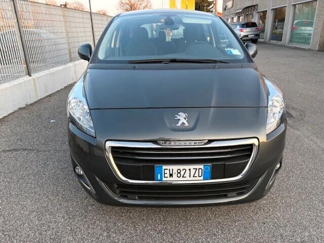 Peugeot 5008 1.6 HDi 115CV Active