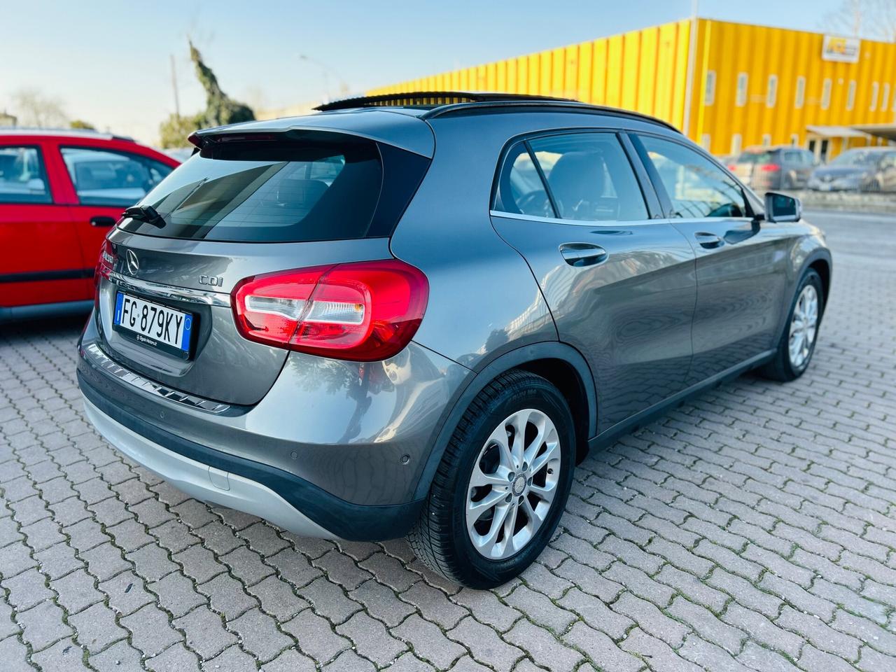 Mercedes-benz GLA 200 d Premium