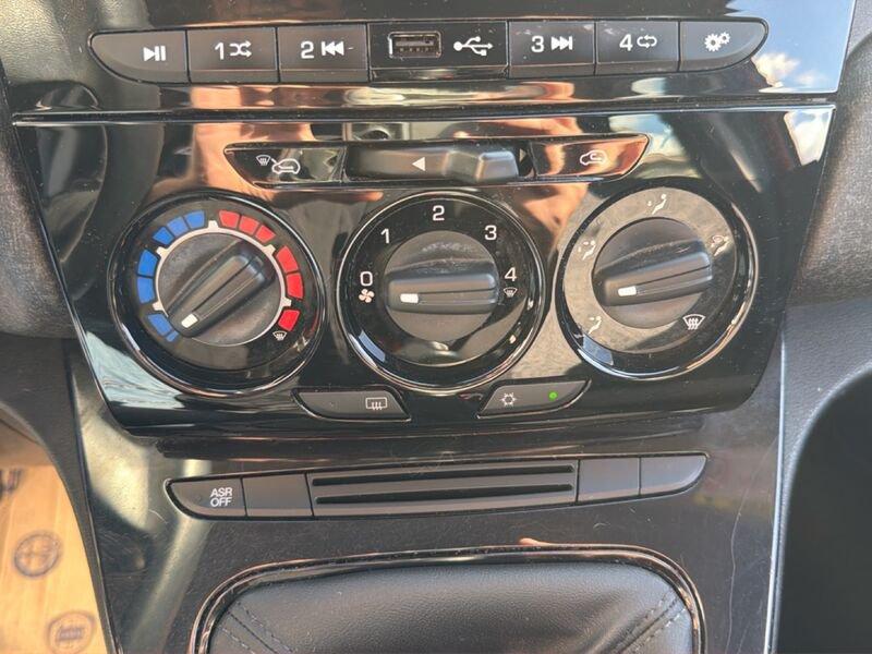 Lancia Ypsilon III 2015 1.2 Elefantino Blu s&s 69cv my19