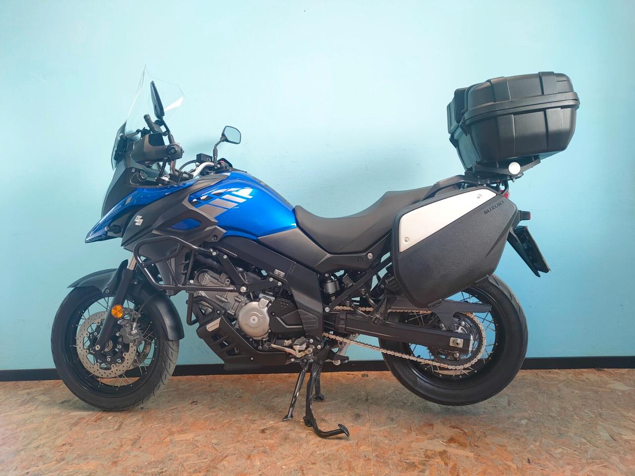 Suzuki V-Strom 650 XT - Tris bauletti