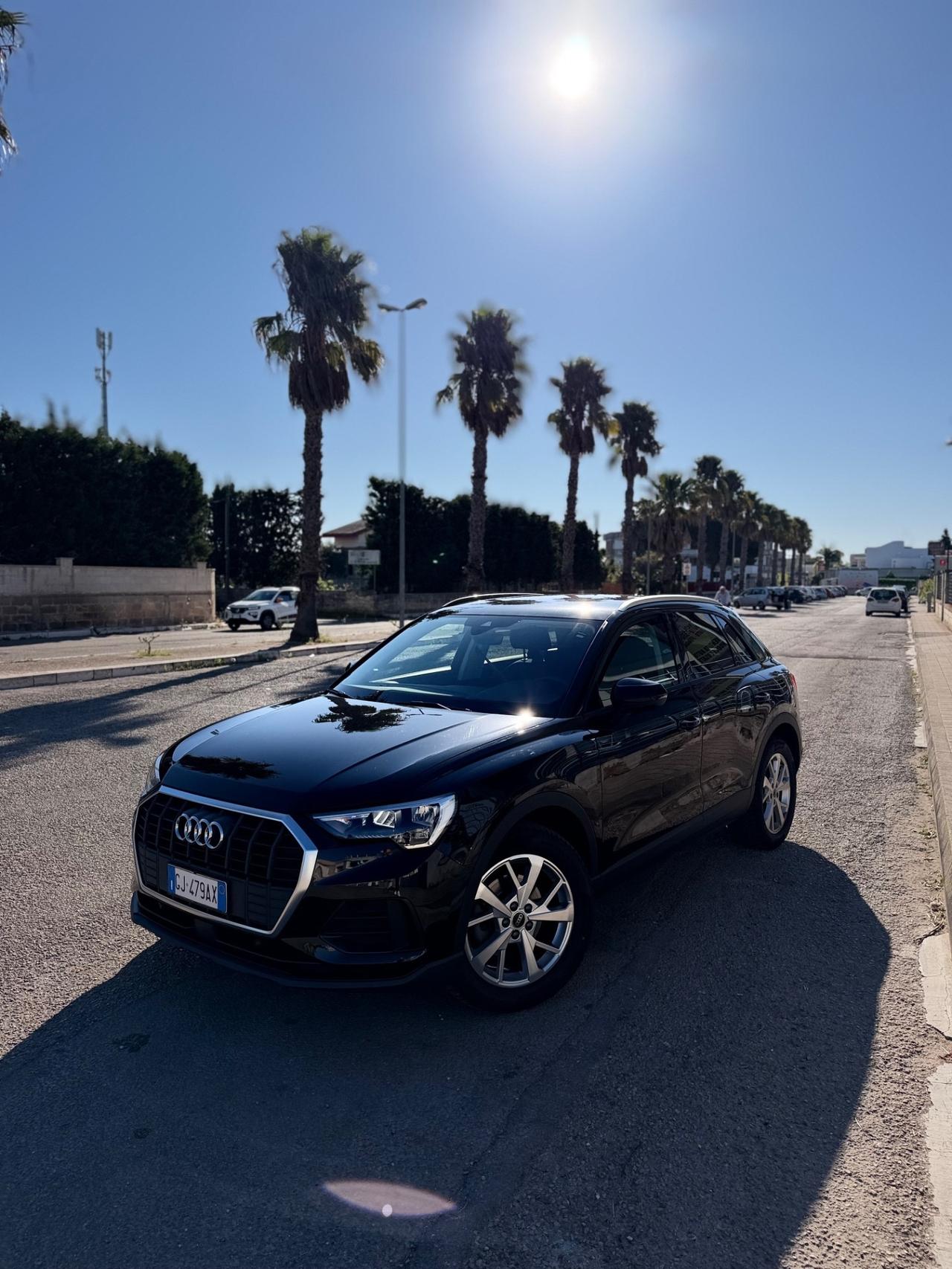 Audi Q3 35 TDI S tronic Business Advanced