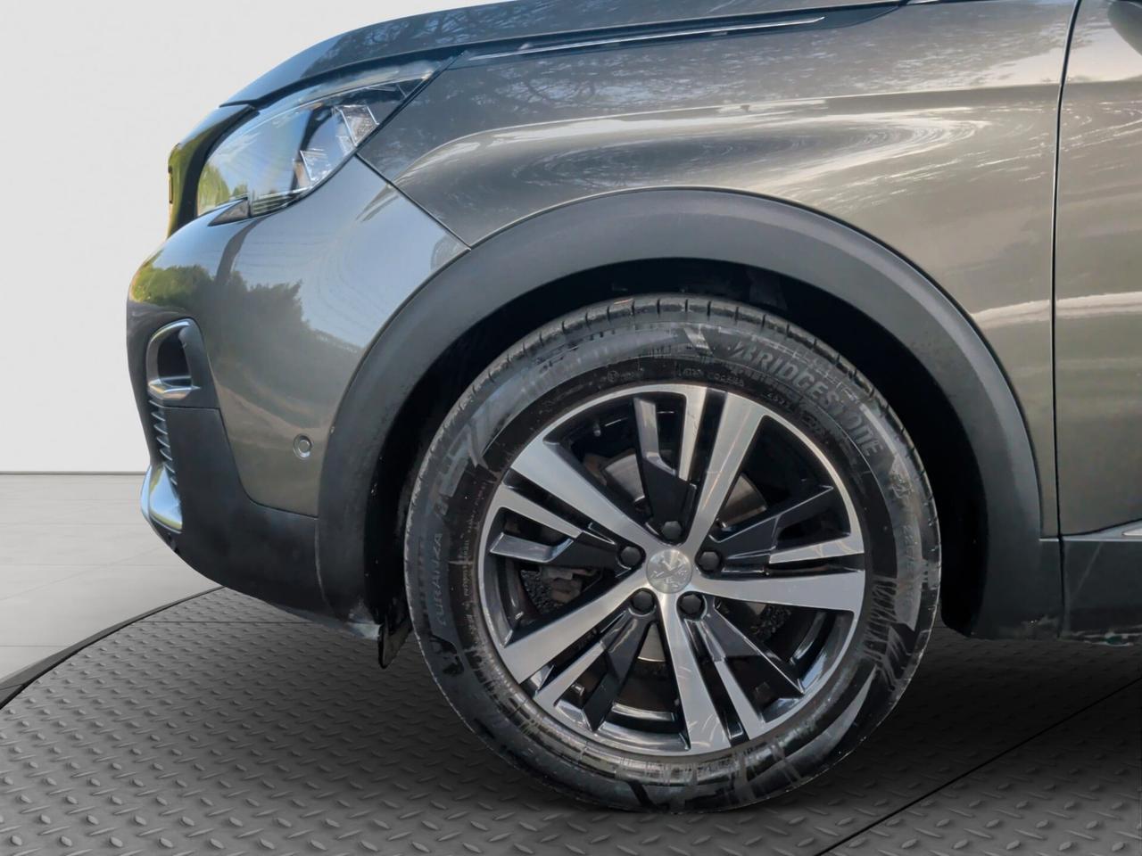 Peugeot 3008 BlueHDi 130 S&S EAT8 Allure 2019