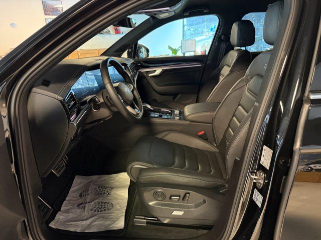 VOLKSWAGEN Touareg 3.0 V6 TDI 4MOTION R-Line GANCIO MATRIX IQ Pro Max