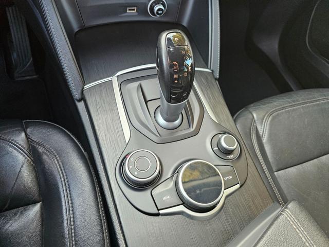 ALFA ROMEO Stelvio 2.2 Turbodiesel 180 CV AT8 Q4 Business