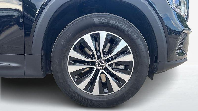 Mercedes-Benz GLB - X247 2019 180 D Premium 8G-DCT