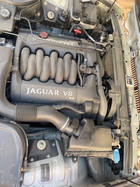 Jaguar XJ8 SOVEREIGN