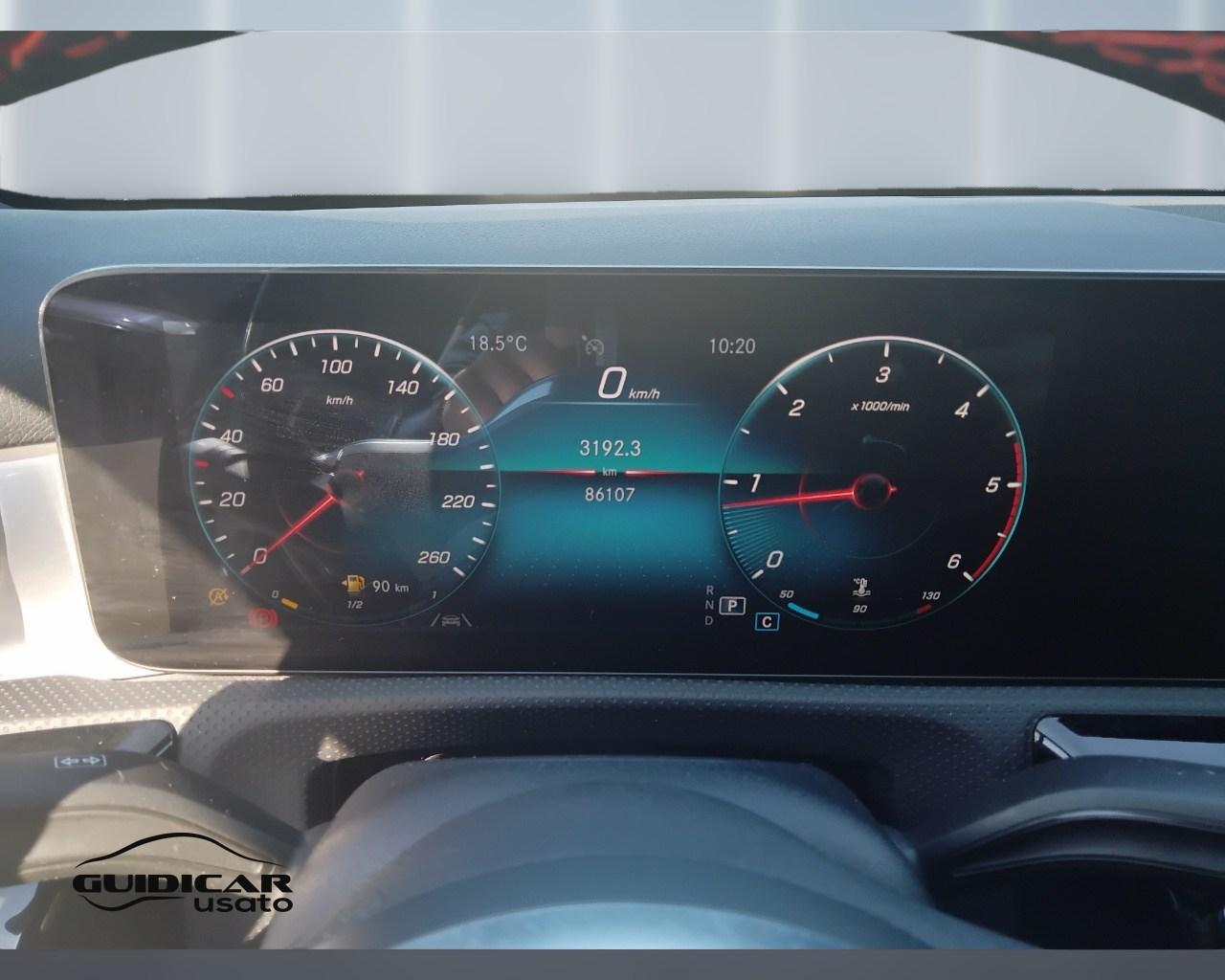 Mercedes-Benz Classe A - W177 2018 - A 200 d Premium auto