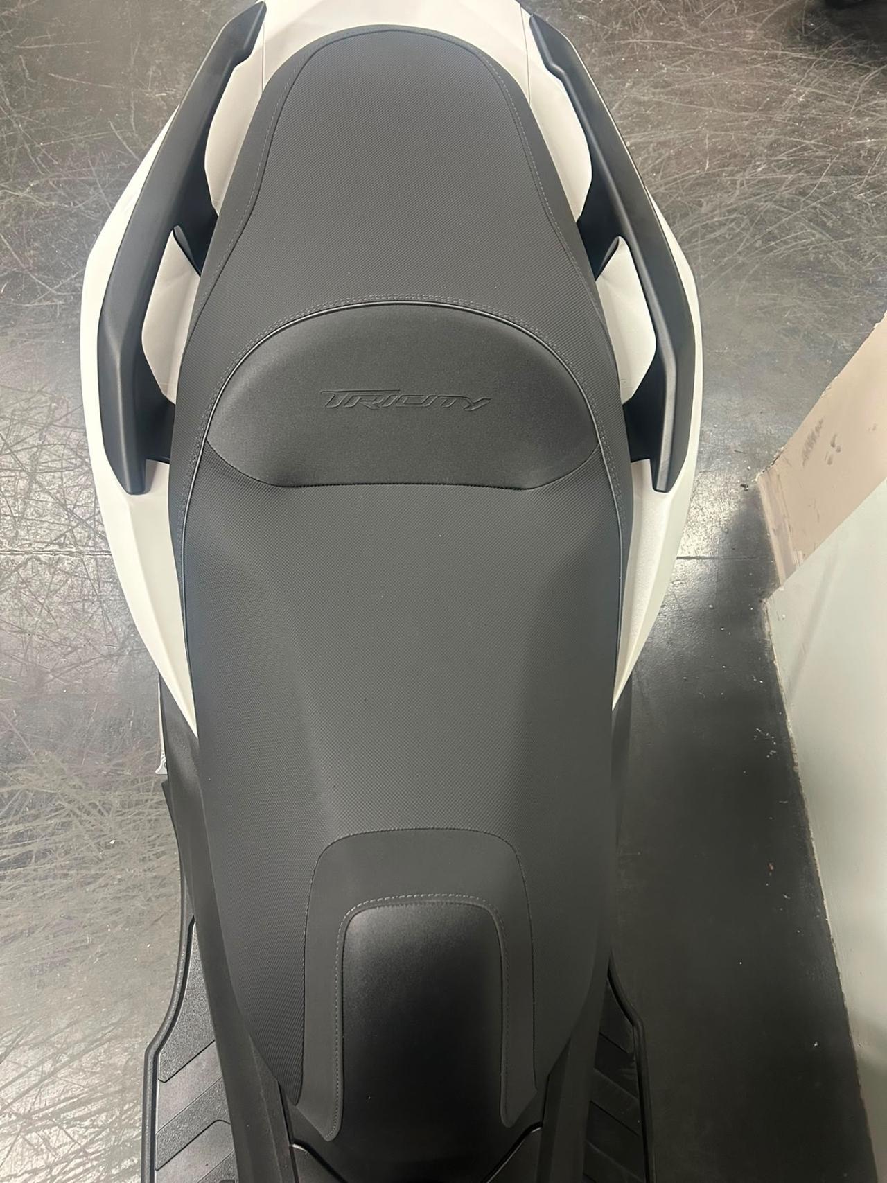 Yamaha Tricity 300 Airbag