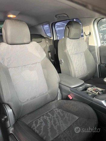 PEUGEOT 3008 2.0 HDi 150CV Business