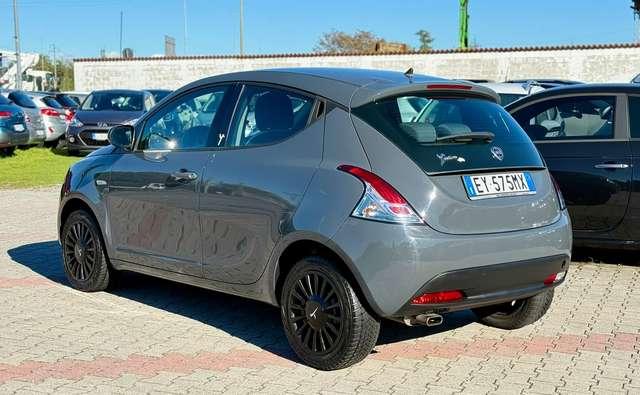 Lancia Ypsilon 1.2 8v S MomoDesign 69cv E6