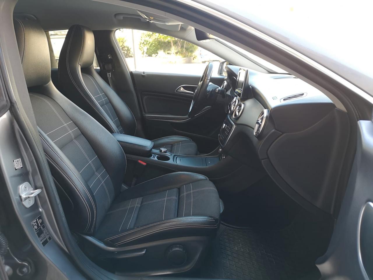 Mercedes-benz CLA 200 d S.W. Automatic Premium