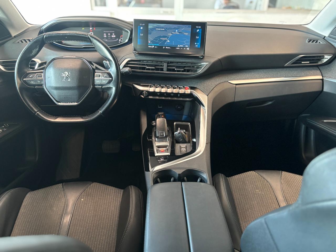 Peugeot 3008 BlueHDi 130 S&S Allure Pack IVA 22%