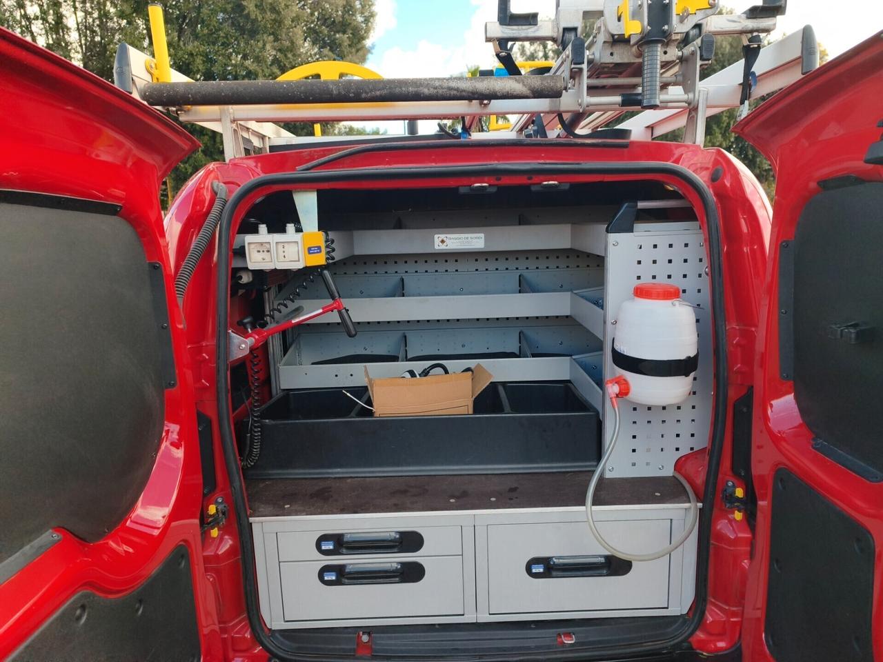 Fiat fiorino 1.3 Multijet 95cv ( allestimento officina) 12 mesi di garanzia