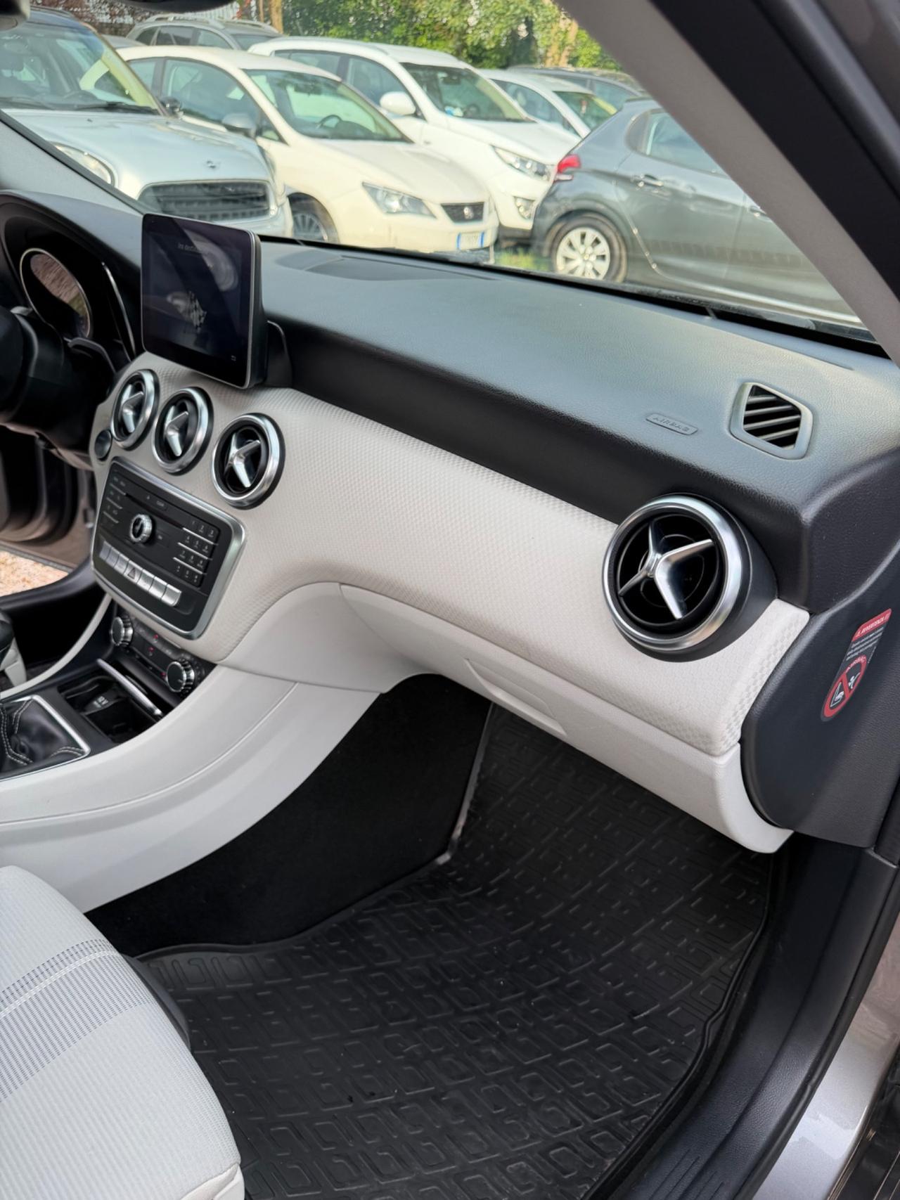 Mercedes-benz A 160 CDI BLUEEFFICIENCY SPORT KMCERT UNICOPR