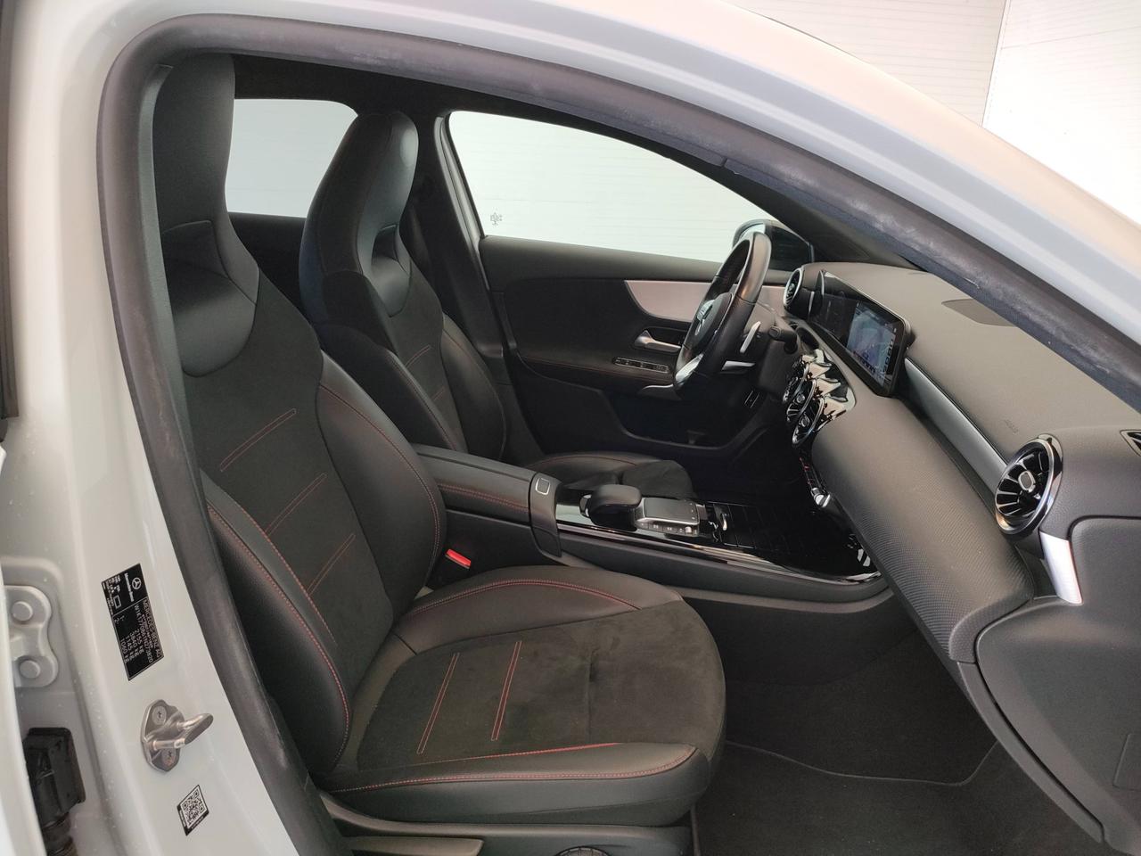 Mercedes-Benz Classe A - W177 2018 - A 250 e phev (eq-power) Premium auto