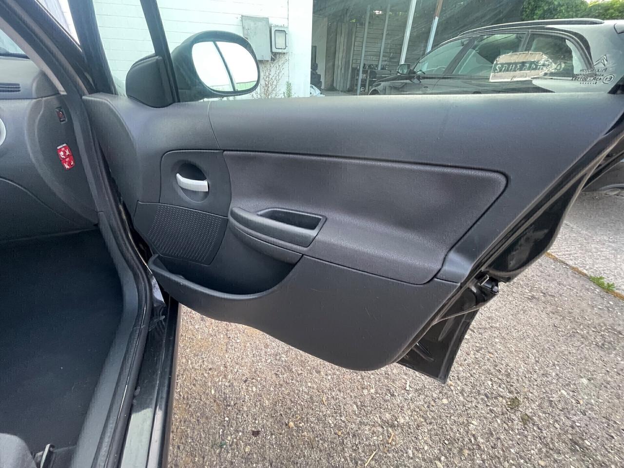 Citroen C3 1.4 Elegance Bi Energy G