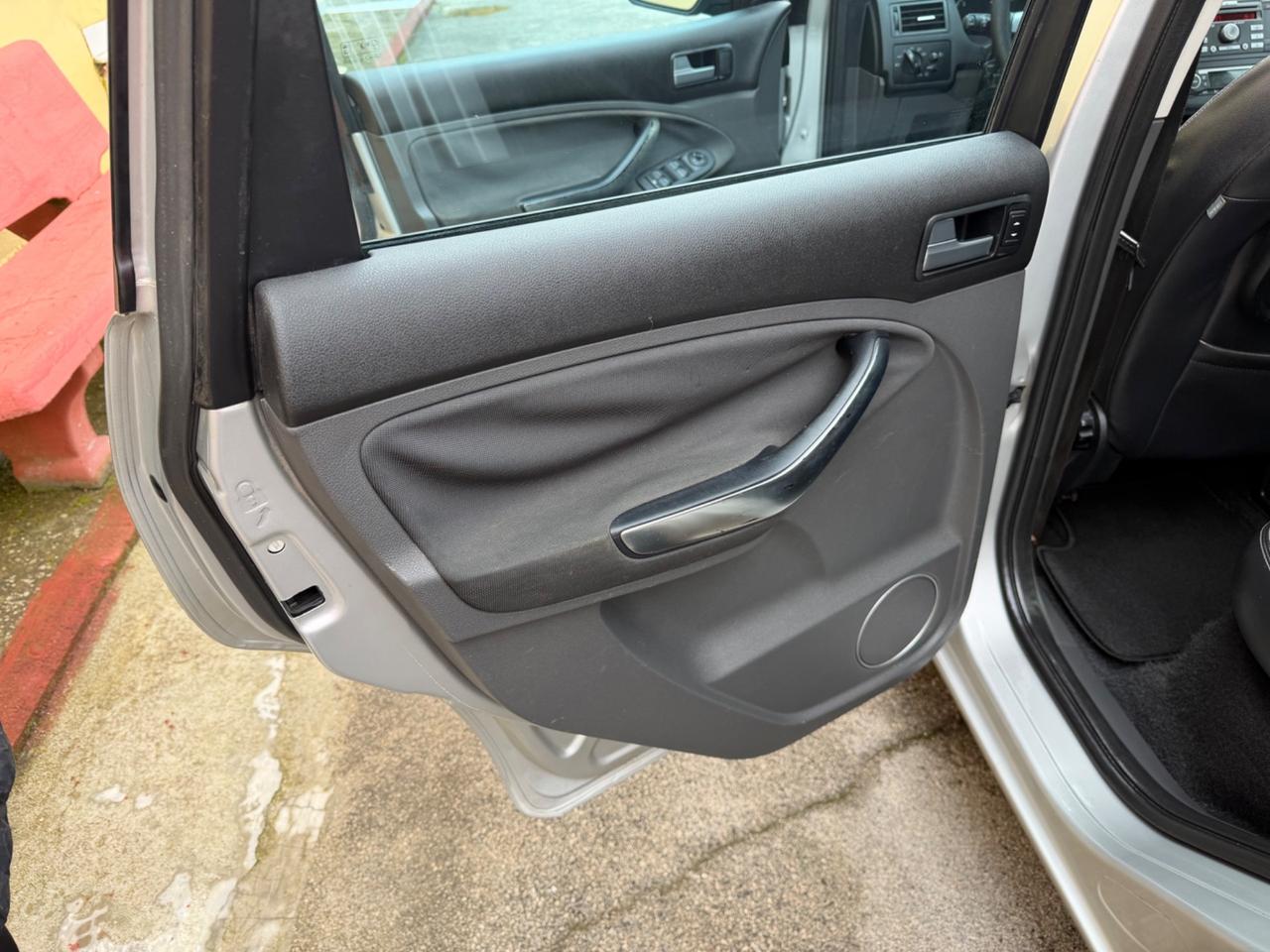 Ford C-Max Focus 1.8 TDCi (115CV) Titanium