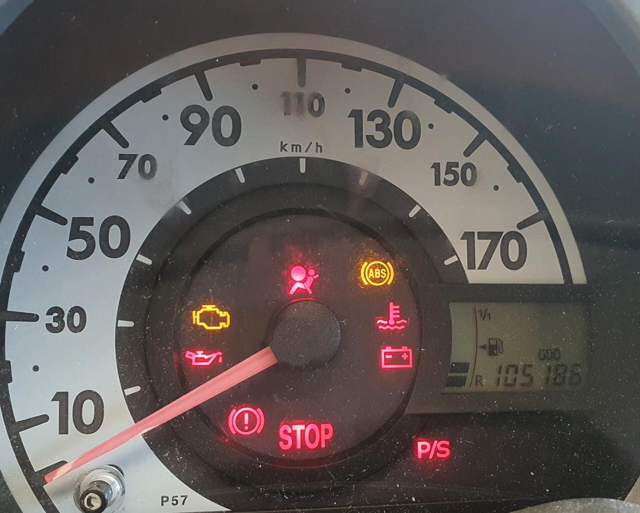Toyota Aygo 1.0 BENZ - 5 porte - 2010 - KM. 100.000