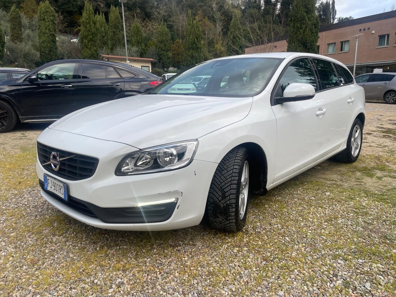 Volvo V60 2.0 Diesel - Automatico - Neopatentati
