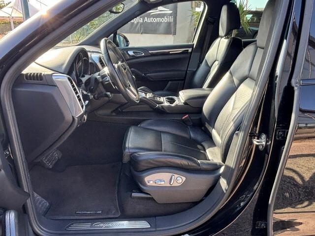 Porsche Cayenne 3.0 V6 tdi 262cv tiptronic Restyling 2016
