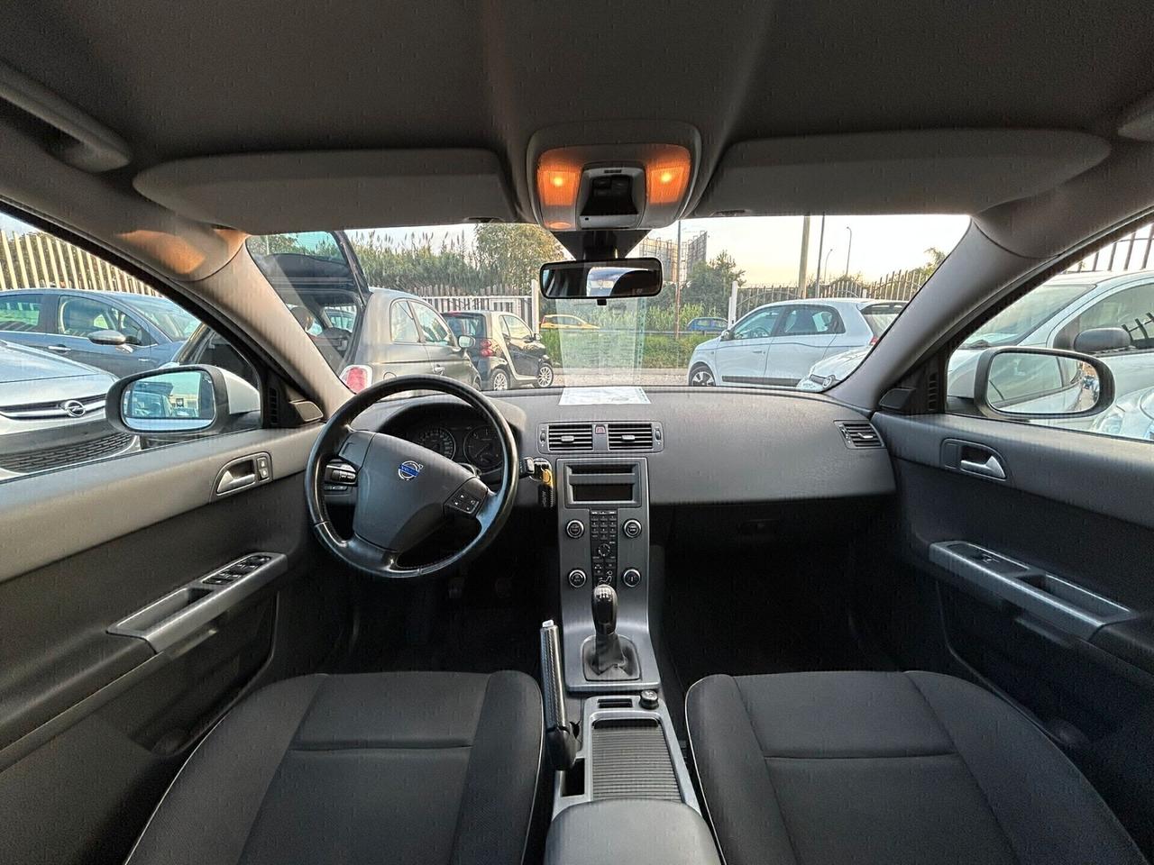 Volvo V50 D2 POLAR