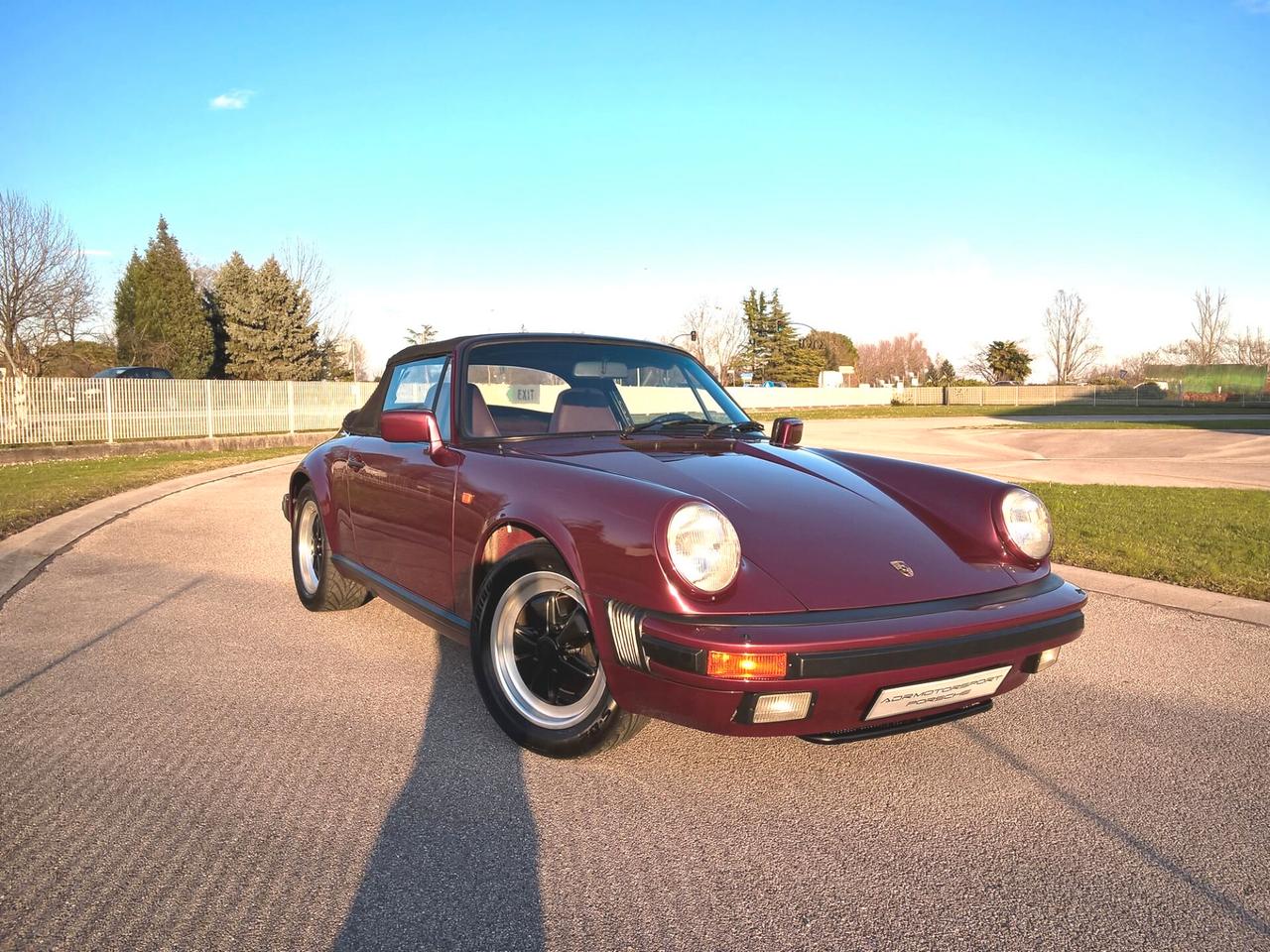 Porsche 911 Carrera 3.2 Cabriolet