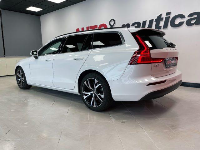 VOLVO V60 2.0 B4 CORE AUTO
