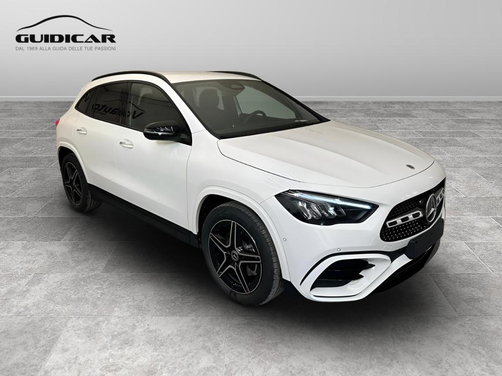 Mercedes-Benz GLA 180 d Automatic