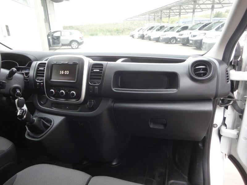 RENAULT Trafic 4ª serie Trafic T27 2.0 dCi 120...