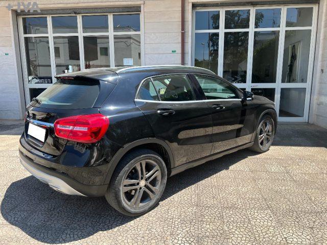 MERCEDES-BENZ GLA 200 d Automatic Sport