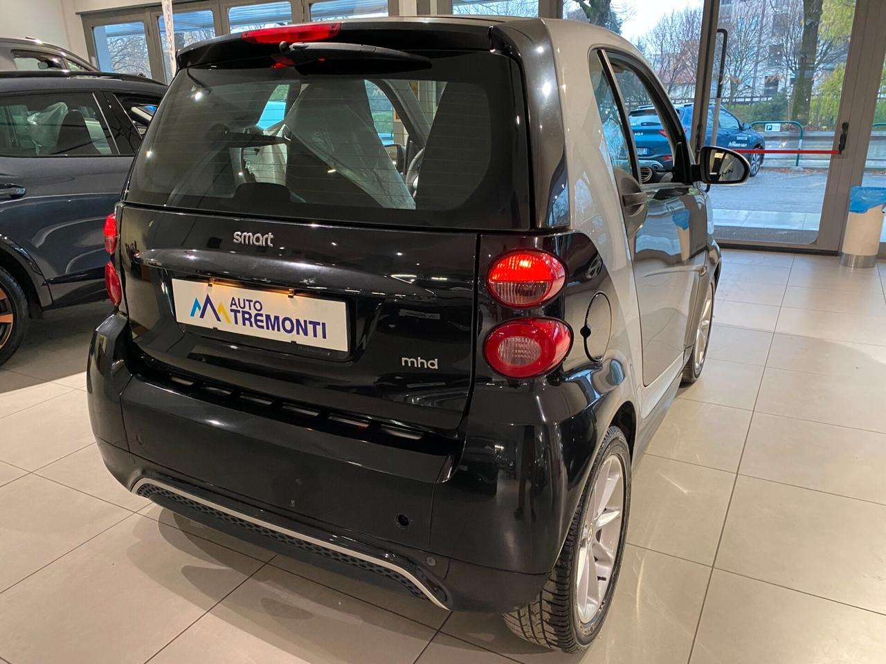 Smart ForTwo 1000 52 kW MHD coupé pure