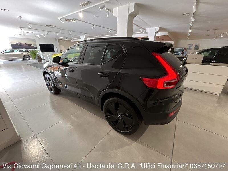 Volvo XC40 B3 automatico Ultra Black Edition