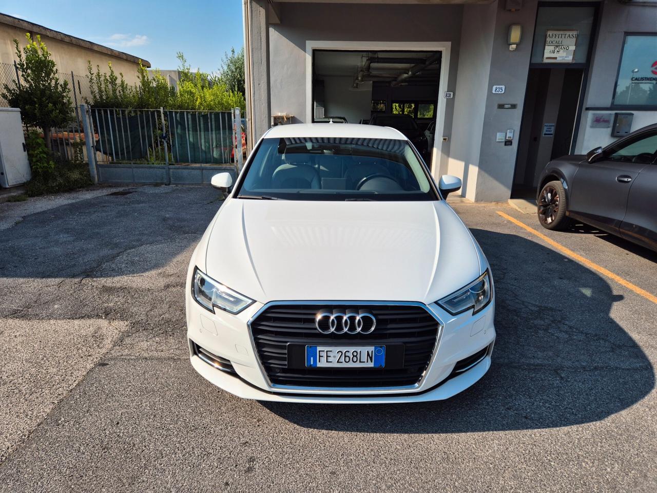 Audi A3 SPB 1.6 TDI Sport PARI A NUOVO